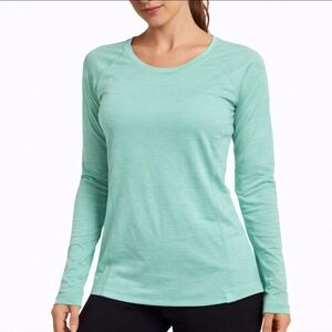 Cory Vines Mint Green Long Sleeve Performance Top Women’s Small